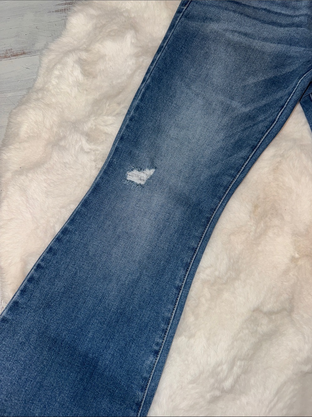 KanCan Medium Blue Distressed Wide-Leg High-Rise Jeans - Picture 7 of 10